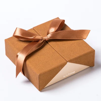 Scatole per imballaggio di gioielli regalo in carta di cartone con farfallino elegante all'ingrosso